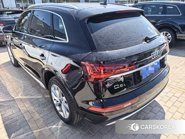 Audi Q5L 2023 Черный из Китая