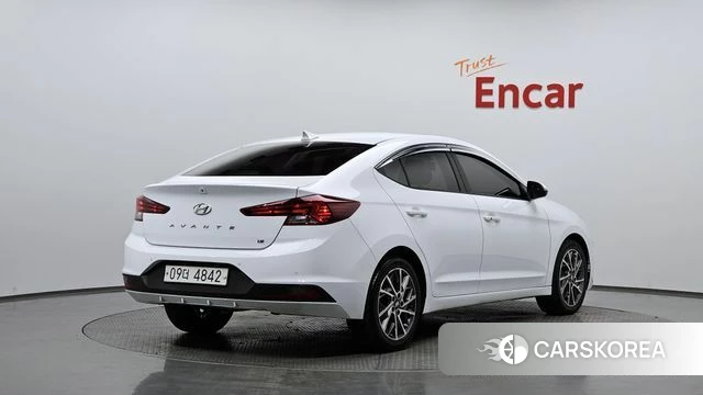 Hyundai The New Avante AD 2019 Белый из Кореи