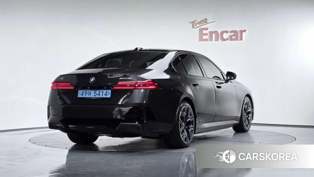 BMW i5 (G60) 2023 Серый из Кореи