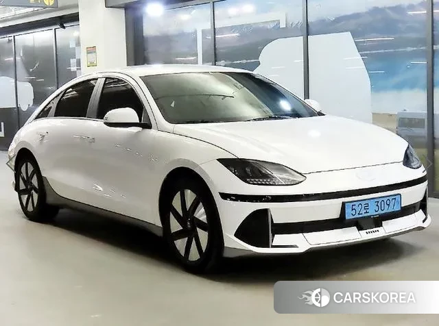 Hyundai Ionic 6 2022 Белый из Кореи