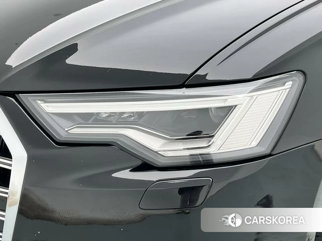 Audi A6L 2023 Черный из Китая
