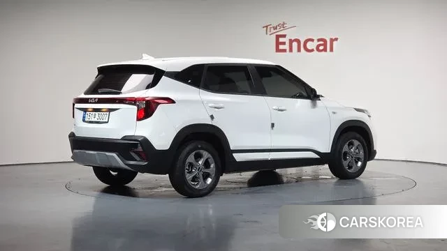 Kia The New Seltos 2023 Белый из Кореи
