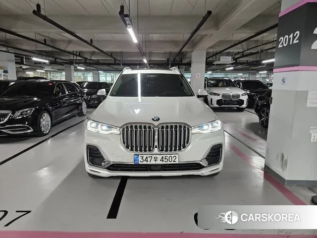 BMW X7 (G07) 2021 Белый из Кореи