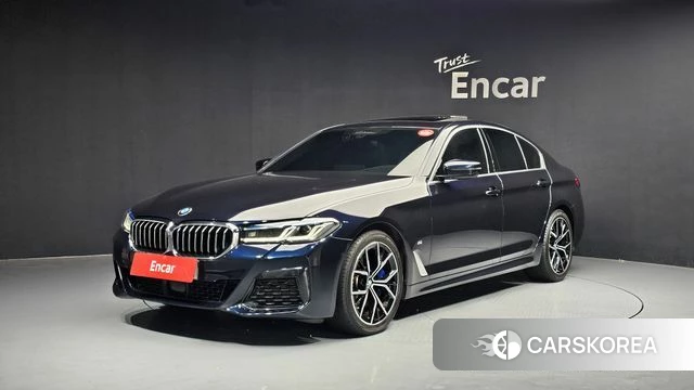 BMW 5 Series (G30) 2023 Черный из Кореи