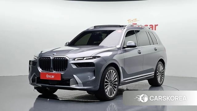 BMW X7 (G07) 2022 Серебристо-серый из Кореи