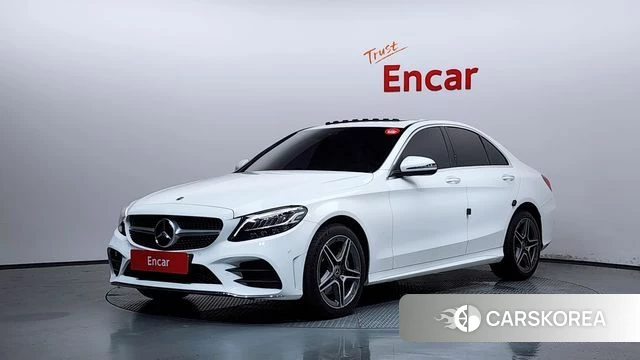 Mercedes-Benz C-Class W205 2019 Белый из Кореи