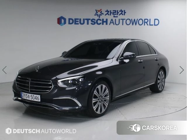 Mercedes-Benz E-Class W213 2023 Серый из Кореи