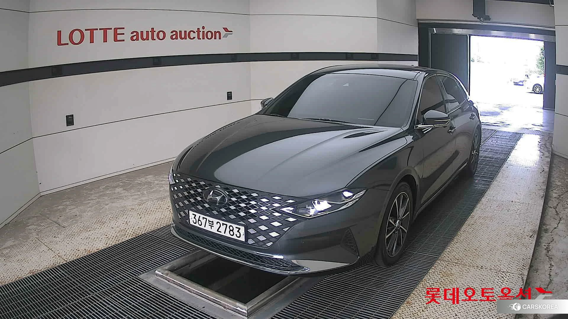 Hyundai Grandeur 2022 Nocturne Grey Metallic из Кореи