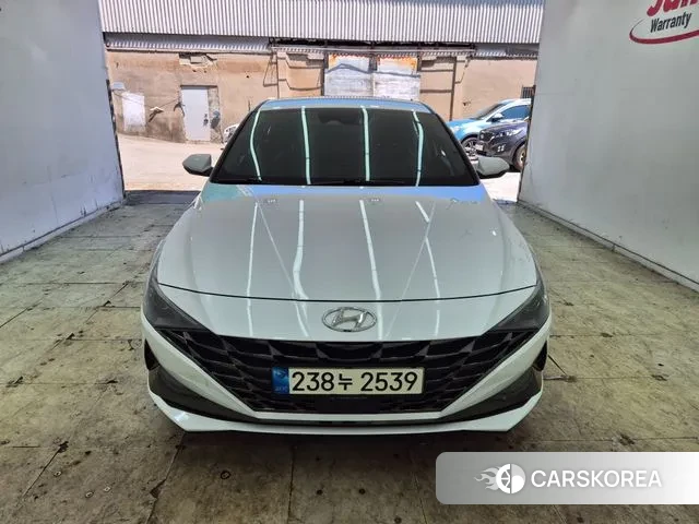 Hyundai Avante (CN7) 2021 Белый из Кореи