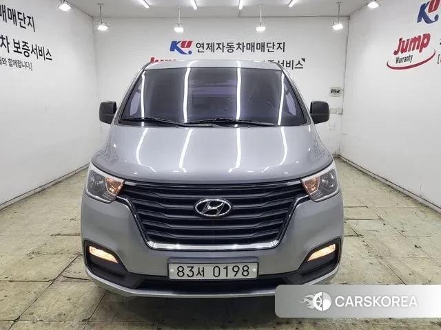 Hyundai The New Grand Starex 2019 Серебристо-серый из Кореи