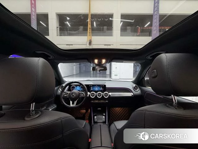 Mercedes-Benz GLB 2021 Серебристо-серый из Китая