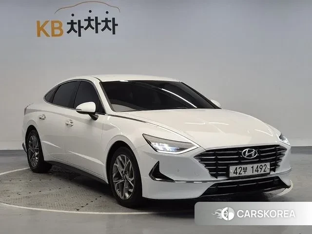 Hyundai Sonata (DN8) 2019 Белый из Кореи