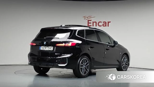 BMW 2 Series Active Tourer (U06) 2023 Черный из Кореи