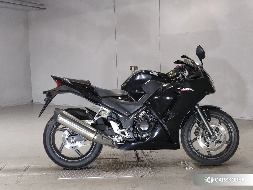 Проданный Honda CBR250R 2015 из Японии, фото 2