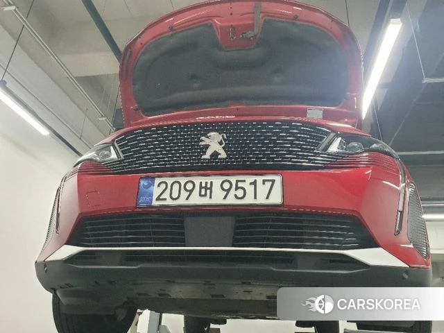 Peugeot 3008 second generation 2022 Красный из Кореи