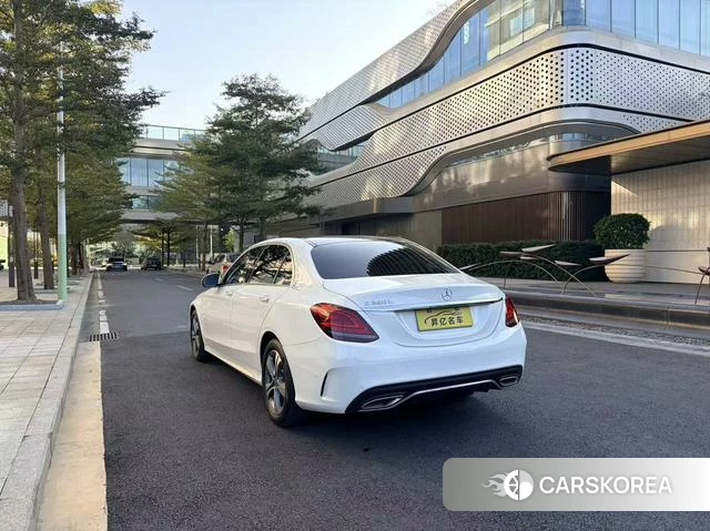 Mercedes-Benz Class C 2021 Белый из Китая