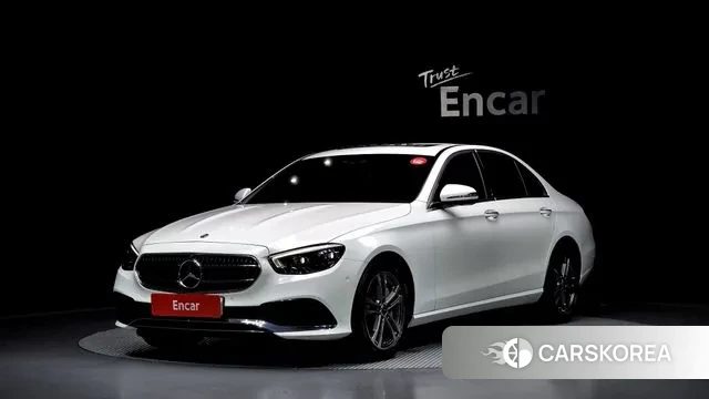 Mercedes-Benz E-Class W213 2022 Белый из Кореи