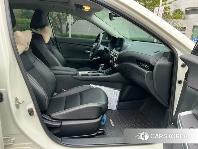 Nissan Xuan Yi 2022 Белый из Китая