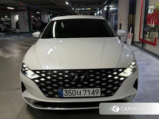 Hyundai The New Grandeur IG Hybrid 2022 Белый из Кореи