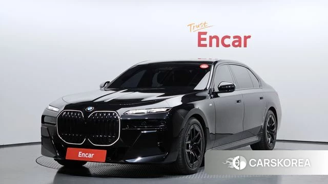 BMW 7 Series (G70) 2023 Черный из Кореи