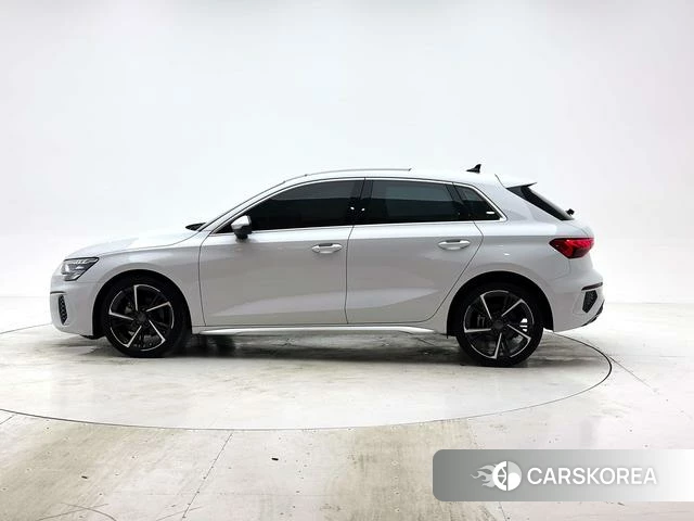 Audi A3 2022 Белый из Китая