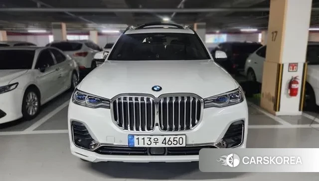BMW X7 (G07) 2022 Белый из Кореи