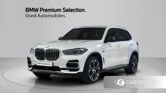 BMW X5 (G05) 2021 Жемчужный цвет из Кореи