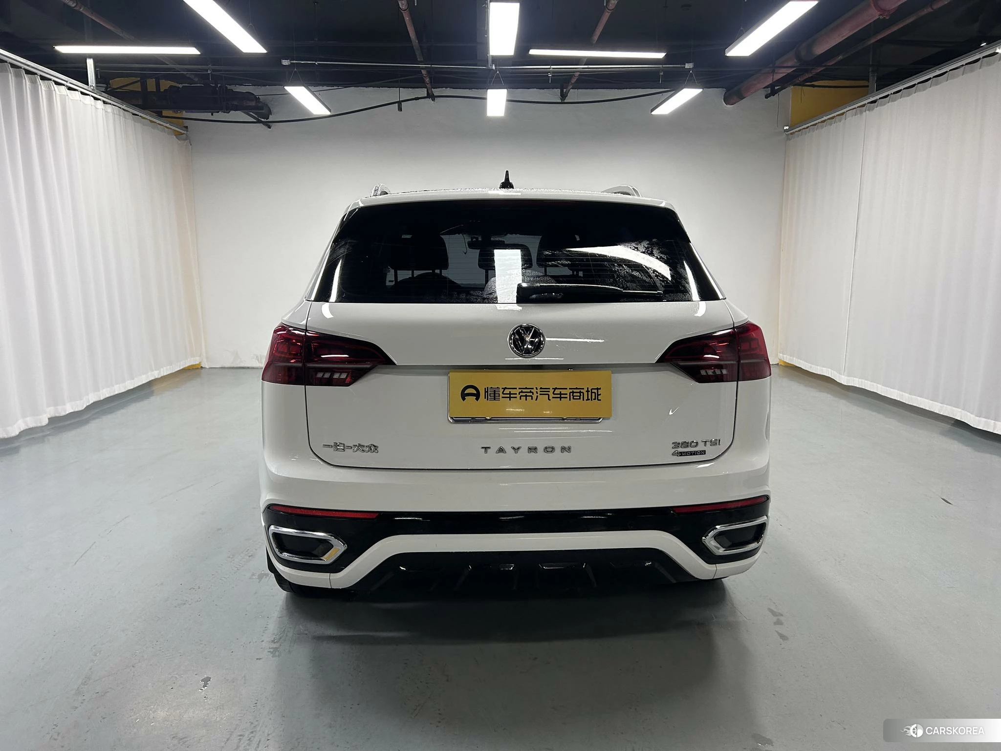 Volkswagen Tanyue 2021 Белый из Китая
