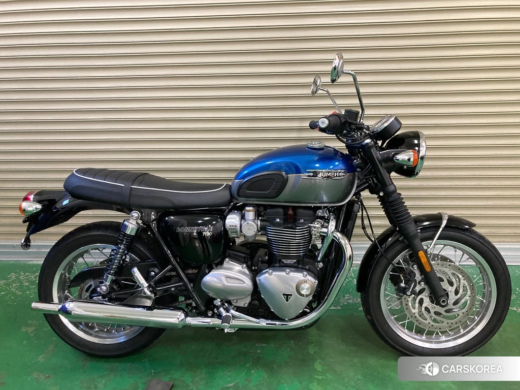 Проданный Triumph BONNEVILLE T120 2022 из Японии