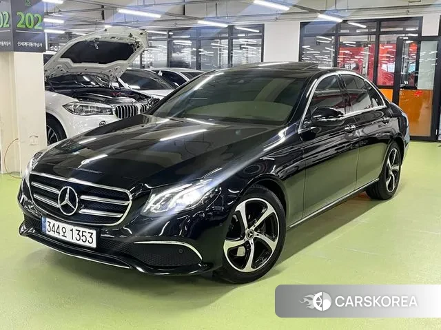 Mercedes-Benz E-Class W213 2020 Черный из Кореи