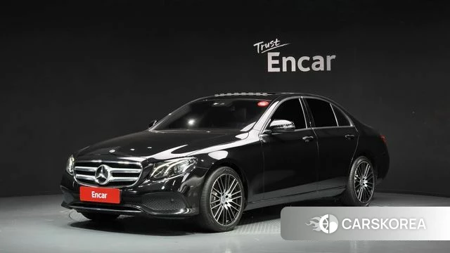 Mercedes-Benz E-Class W213 2018 Черный из Кореи