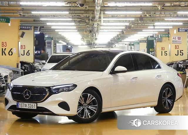 Mercedes-Benz E-Class W214 2024 Белый из Кореи