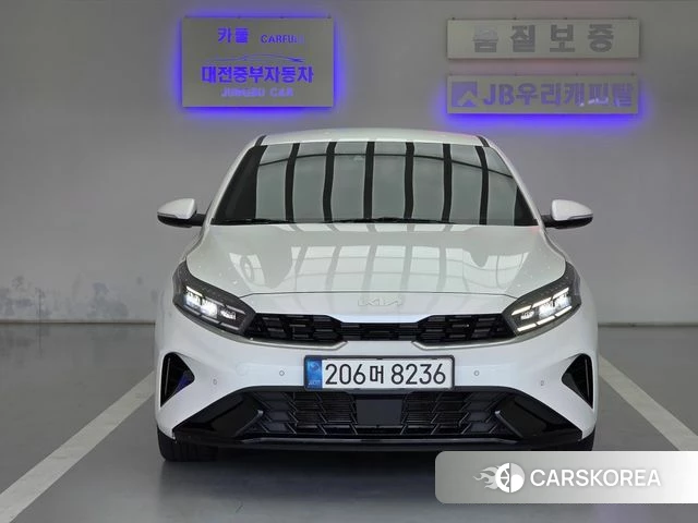 Kia The New K3 2nd generation 2021 Белый из Кореи
