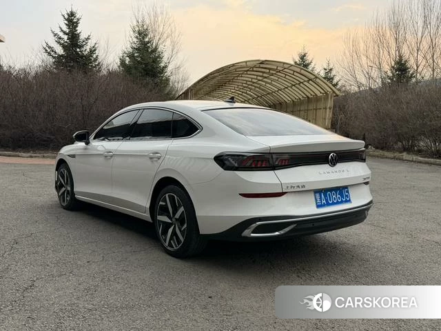 Volkswagen Lingdu 2023 Белый из Китая