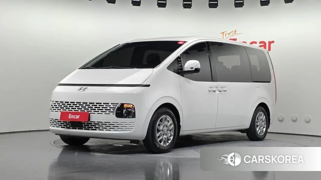 Hyundai Staria 2023 Белый из Кореи