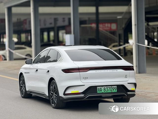 BYD Han EV 2022 Белый из Китая