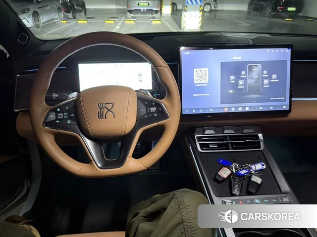 BYD Han L EV 2025 Серебристо-серый из Китая