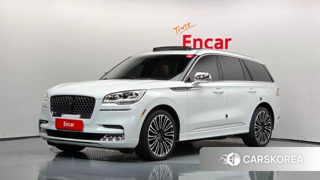 Lincoln Aviator 2nd generation 2021 Белый из Кореи