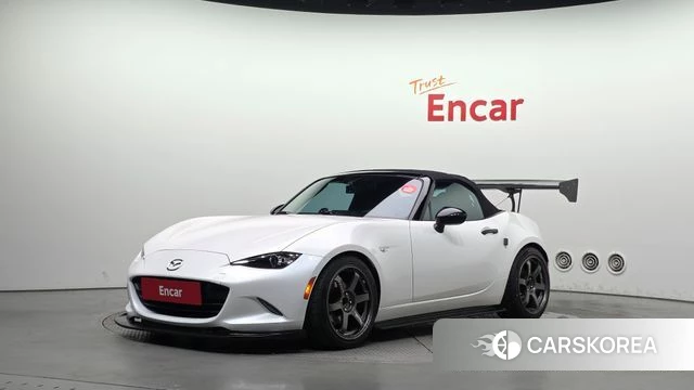 Mazda MX-5 MIATA 2019 Белый из Кореи