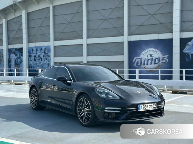 Porsche Panamera (971) 2021 Черный из Кореи