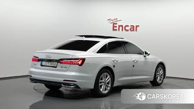 Audi A6 (C8) 2022 Белый из Кореи