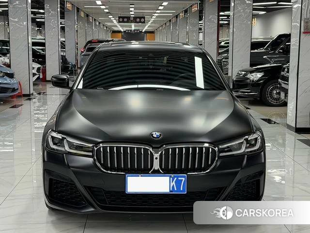 BMW 5 series (imported) 2022 Черный из Китая