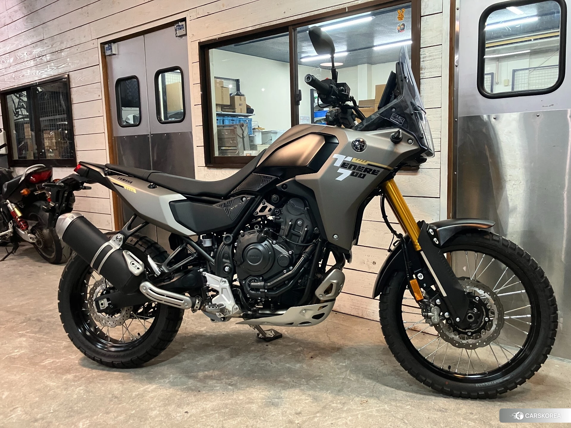 Yamaha XT690Z TENERE 700 2025 из Японии