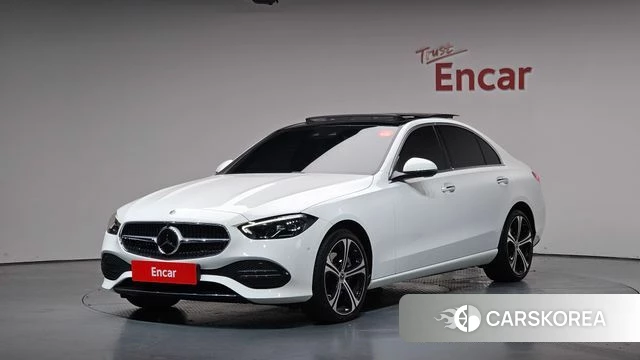 Mercedes-Benz C-Class W206 2023 Белый из Кореи