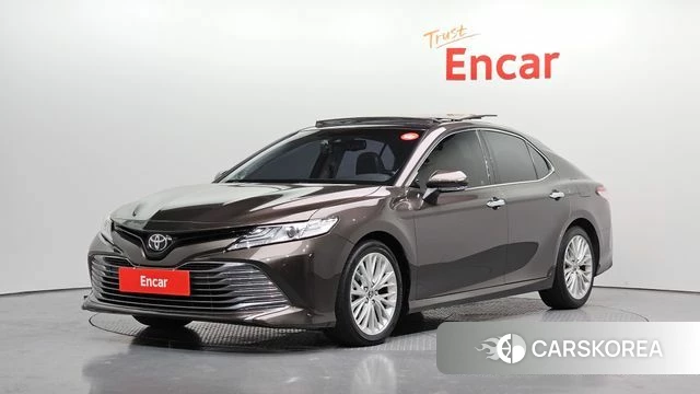Toyota Camry (XV70) 2019 Коричневый из Кореи