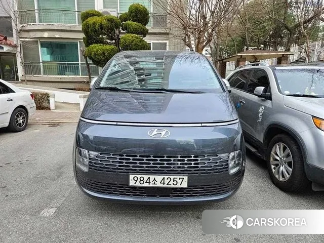 Hyundai Staria 2021 Серый из Кореи