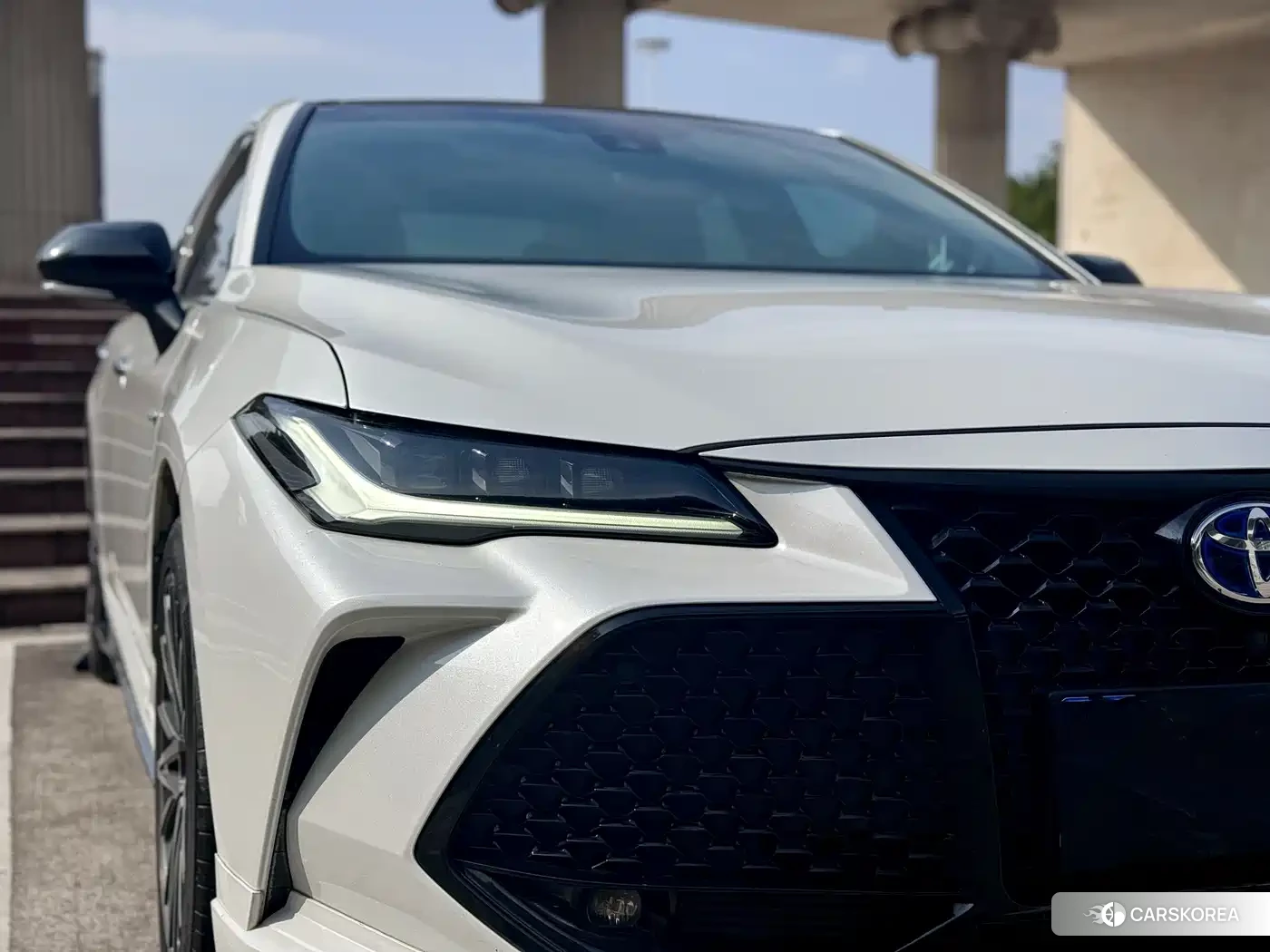 Toyota Avalon 2023 Белый из Китая
