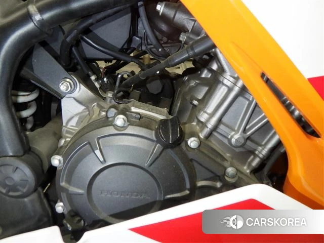Engine photo