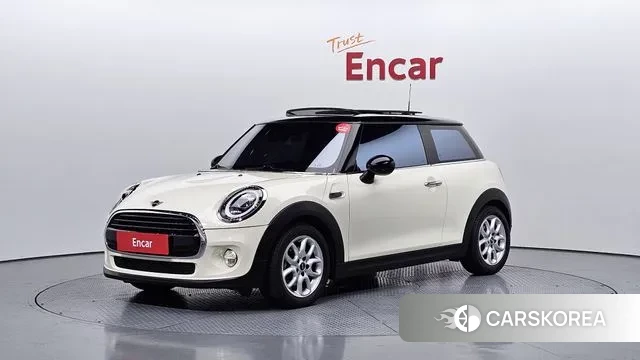 Mini Cooper D 2019 Жемчужный цвет из Кореи