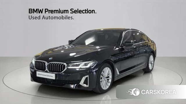 BMW 5 Series (G30) 2023 Черный из Кореи
